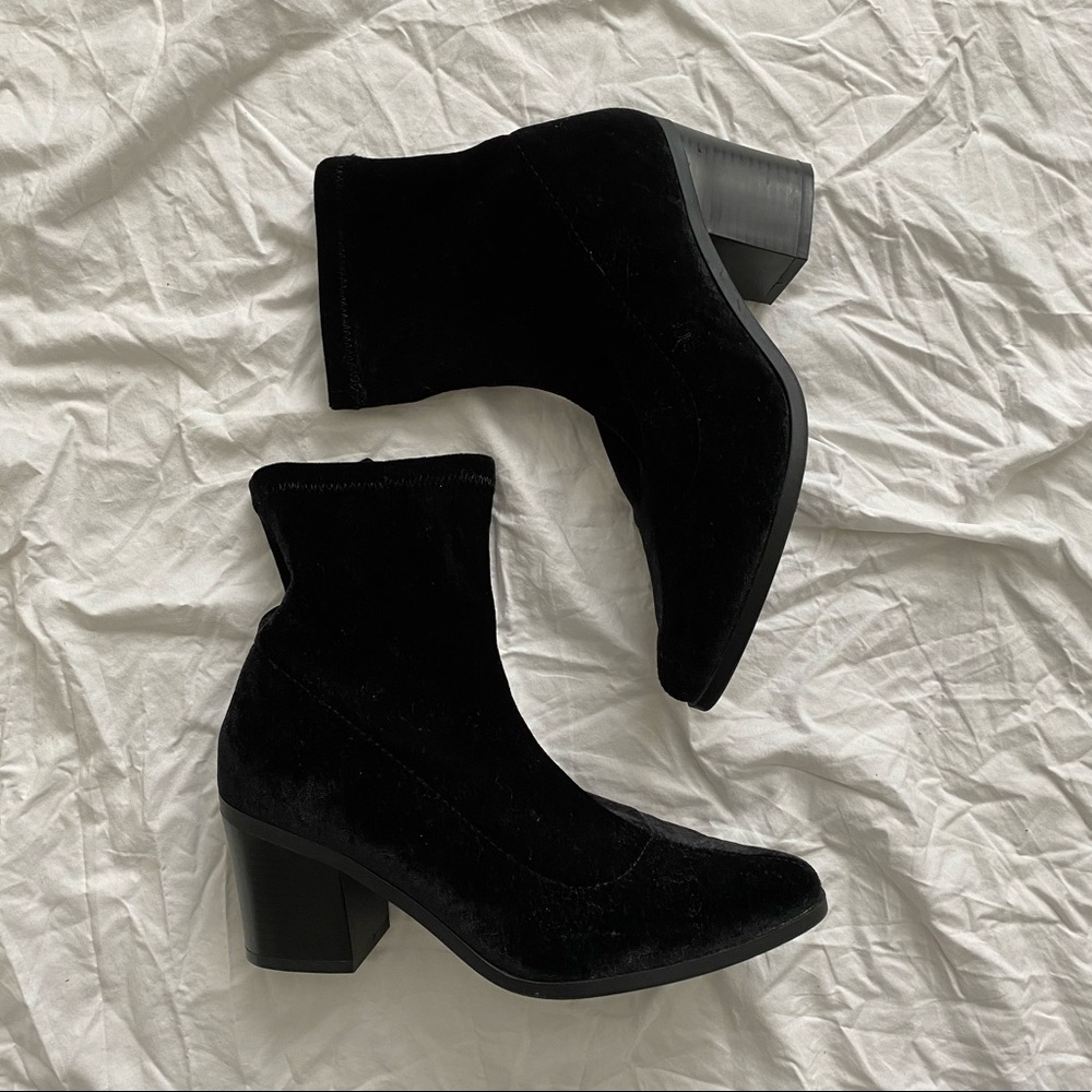 Forever 21 Velvet Sock Boots 💫